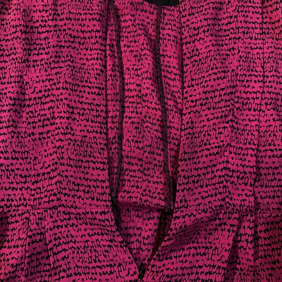 Halogen Sleeveless Flare Top - Picture 5 of 5